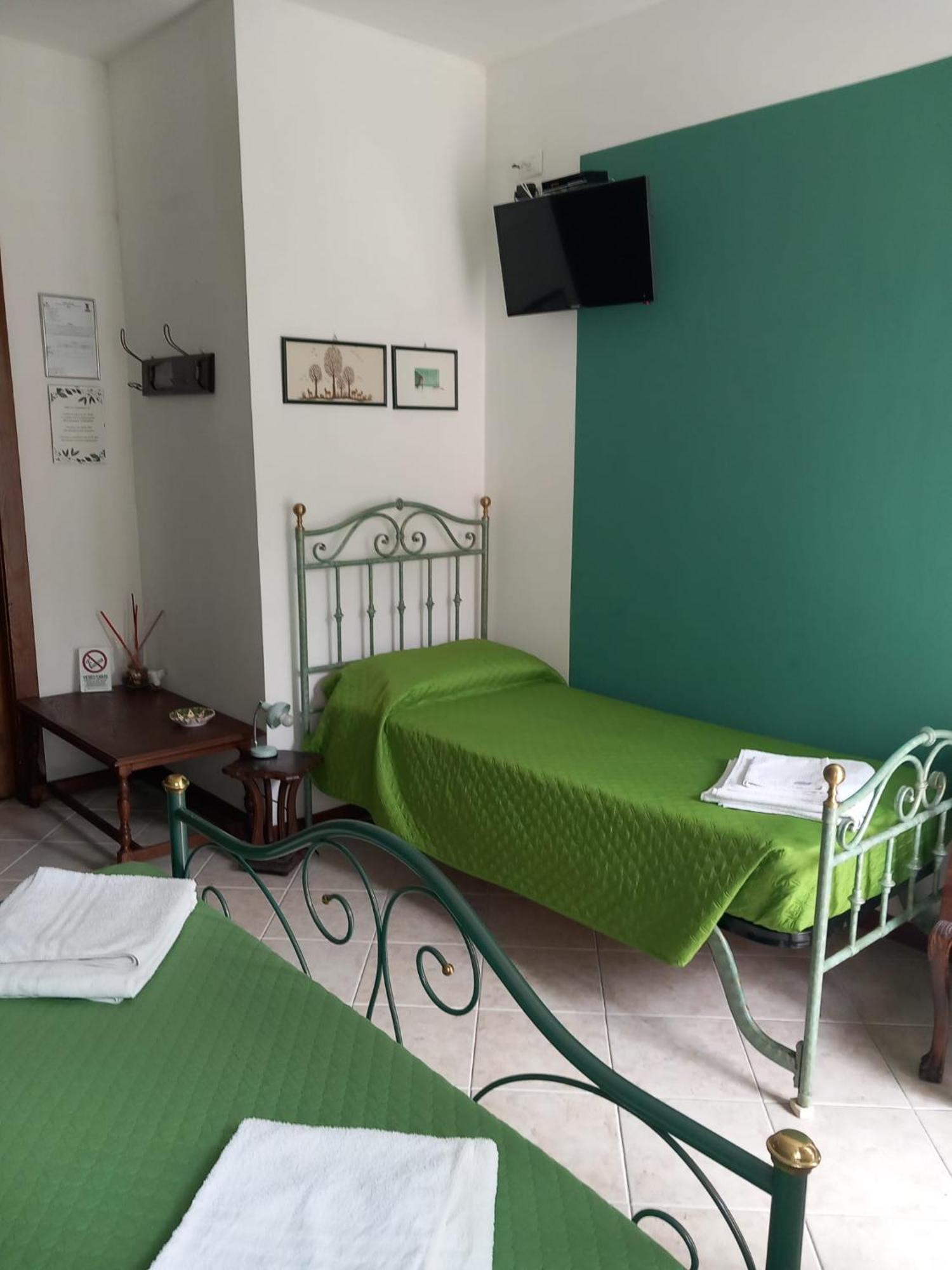סויאנו דל לאגו B&B La Casarella מראה חיצוני תמונה